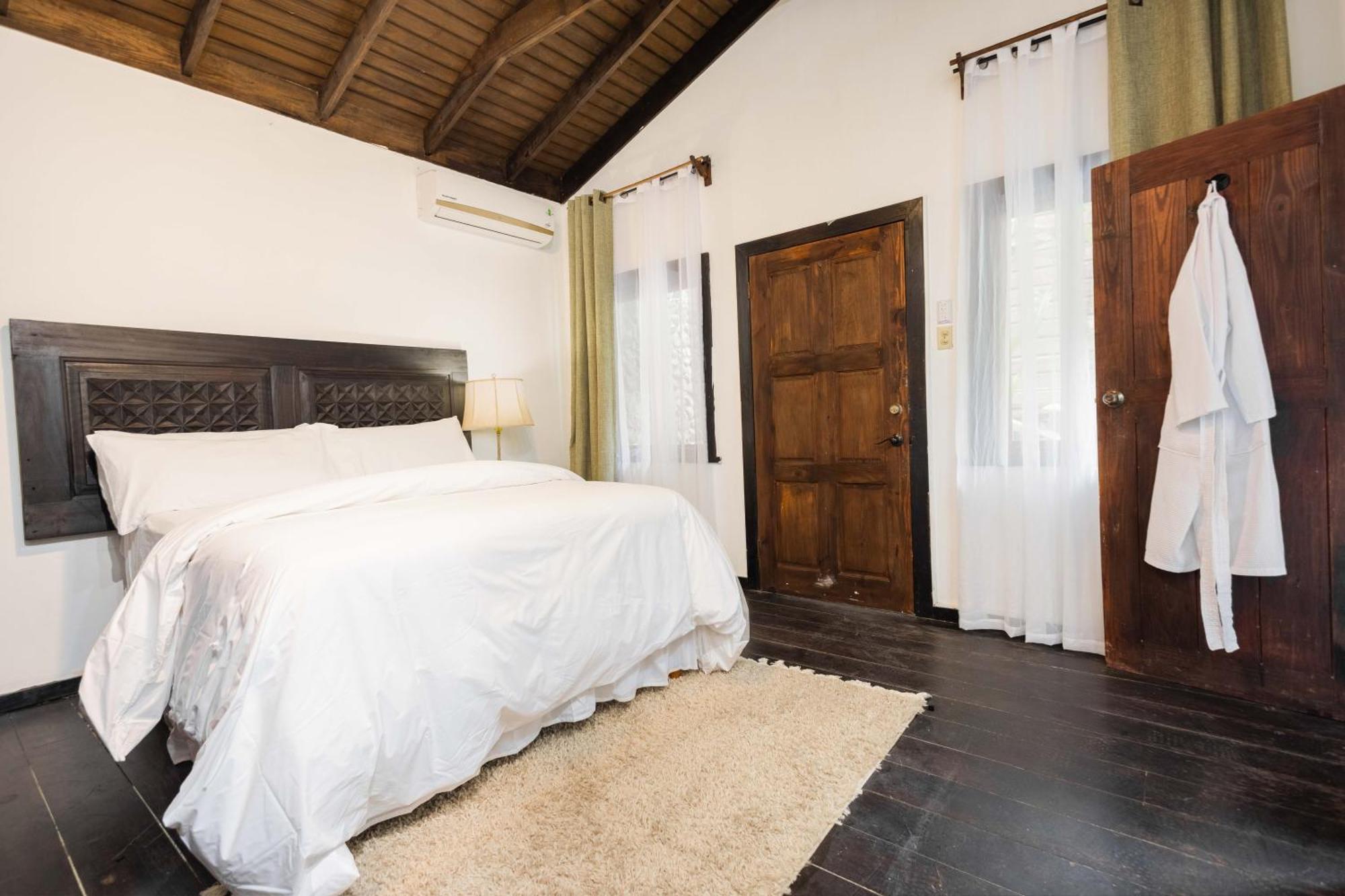 Serendipity Holistic Resort Spa คิงส์ตัน ภายนอก รูปภาพ