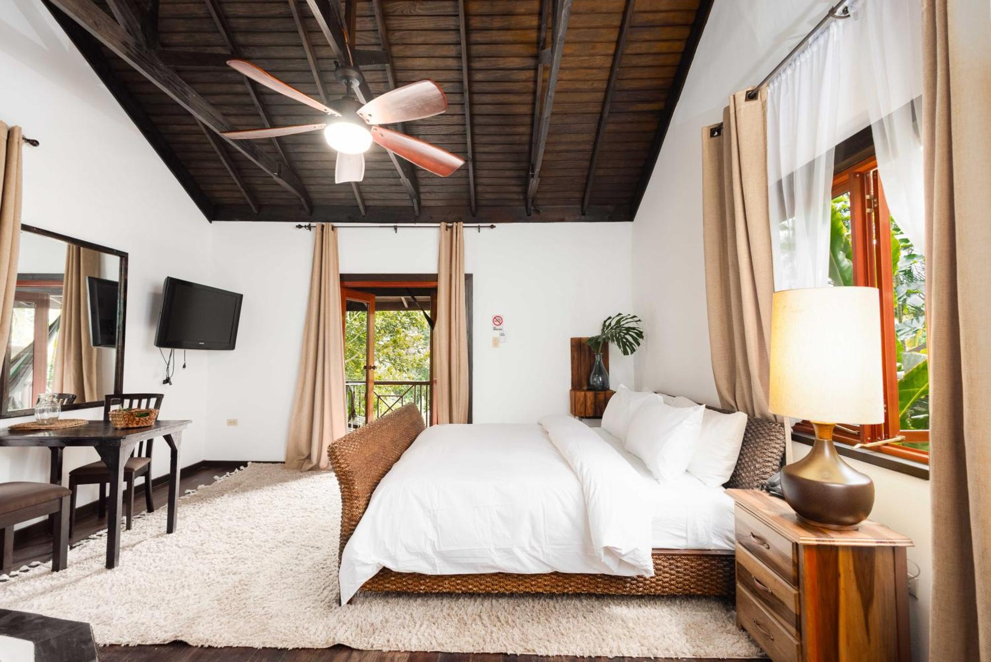 Serendipity Holistic Resort Spa คิงส์ตัน ภายนอก รูปภาพ